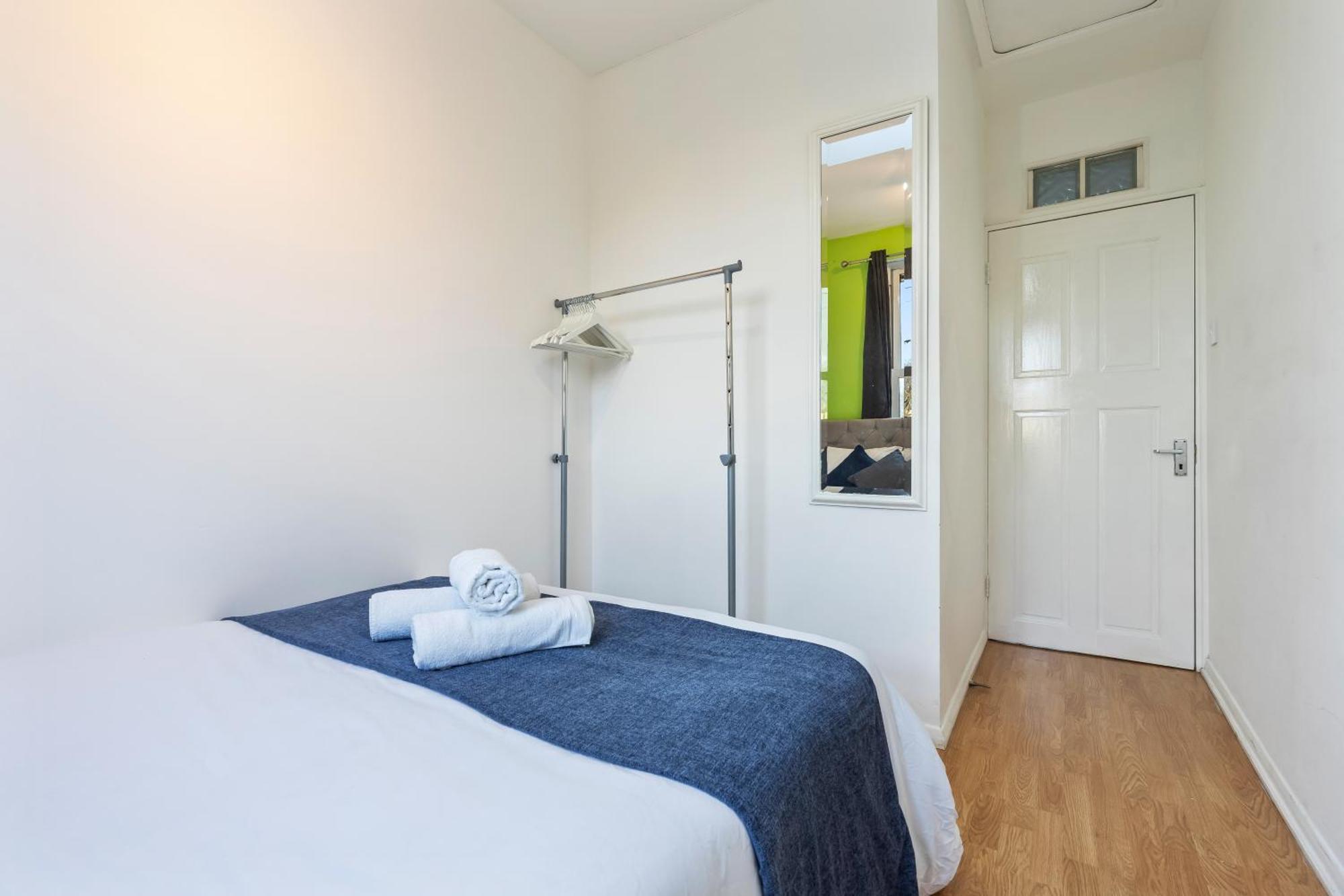 Impeccable 4-Bed House In Brixton London Villa Exterior foto