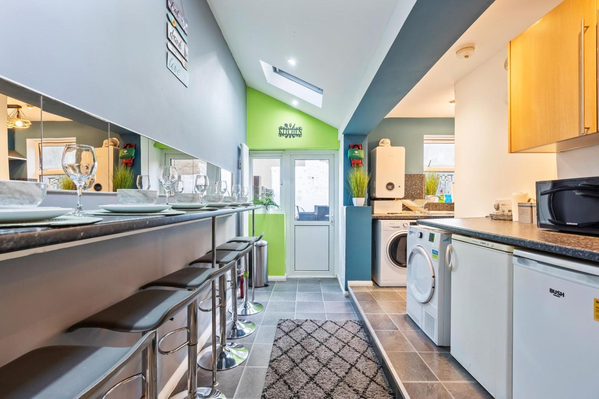 Impeccable 4-Bed House In Brixton London Villa Exterior foto